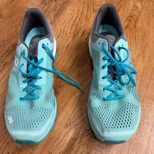 On Running Cloudsurfer 5 Women’s Size 9.5 – Aqua Teal, Gently Used